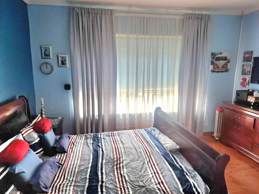 2 Bedroom Property for Sale in Greenhills Gauteng