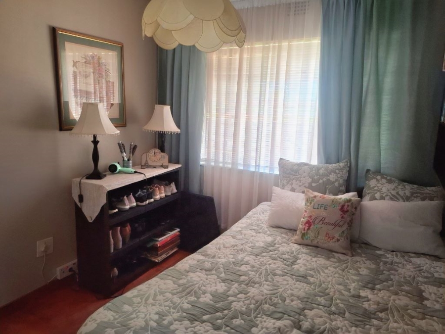 2 Bedroom Property for Sale in Greenhills Gauteng
