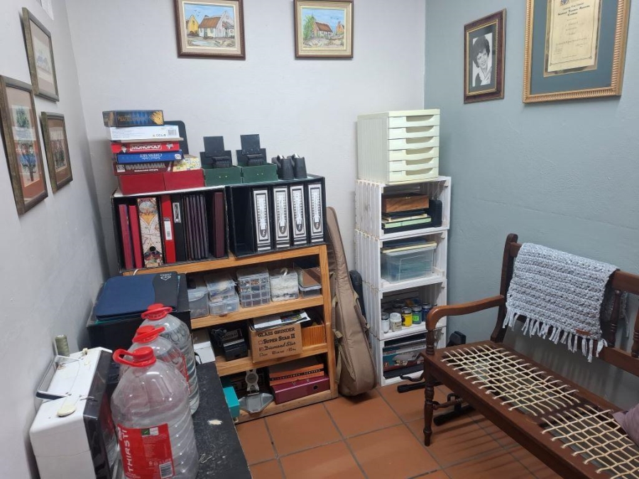 2 Bedroom Property for Sale in Greenhills Gauteng