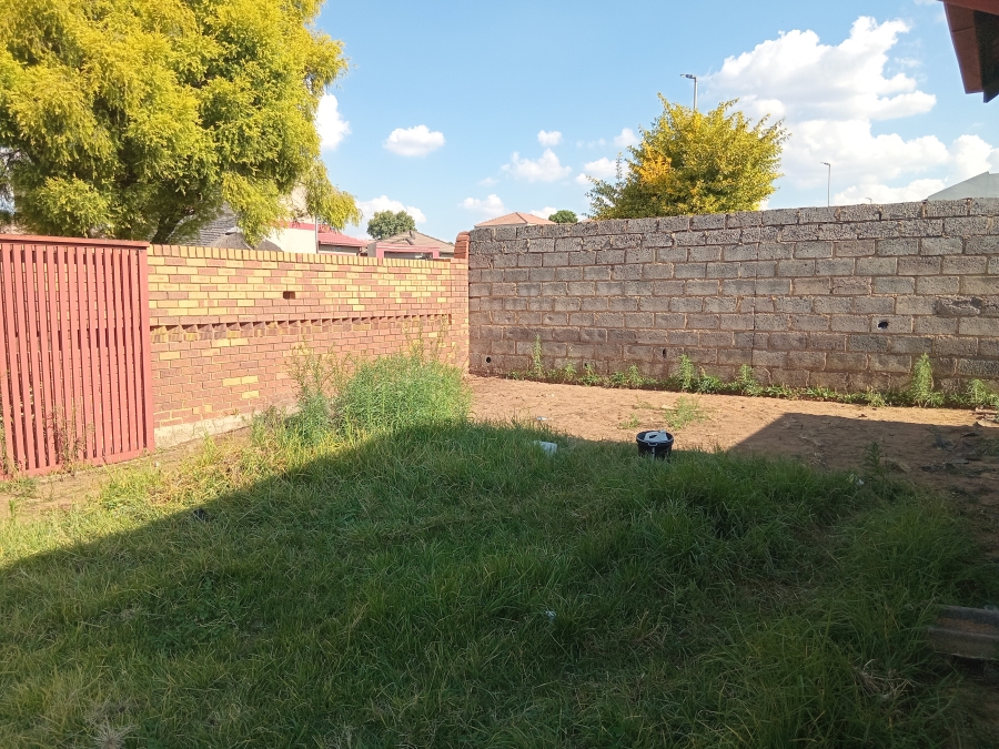 3 Bedroom Property for Sale in Birch Acres Gauteng