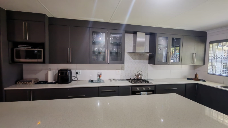 3 Bedroom Property for Sale in Dalview Gauteng