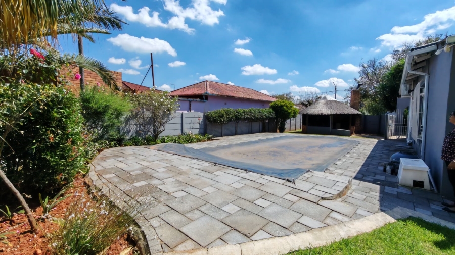 3 Bedroom Property for Sale in Dalview Gauteng