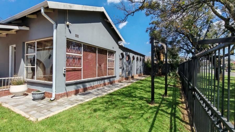 3 Bedroom Property for Sale in Dalview Gauteng