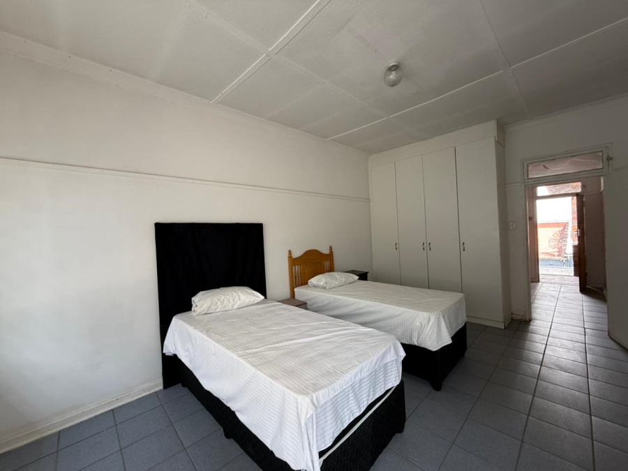 To Let 2 Bedroom Property for Rent in Crosby Gauteng