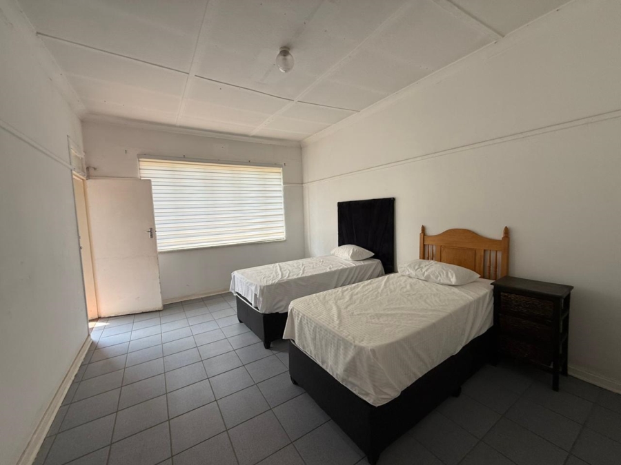 To Let 2 Bedroom Property for Rent in Crosby Gauteng