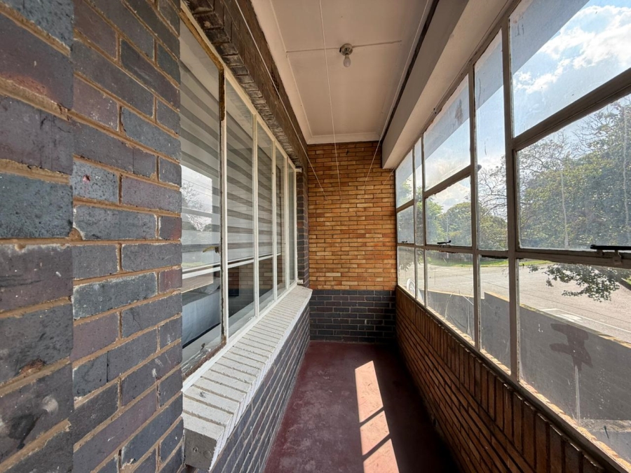 To Let 2 Bedroom Property for Rent in Crosby Gauteng