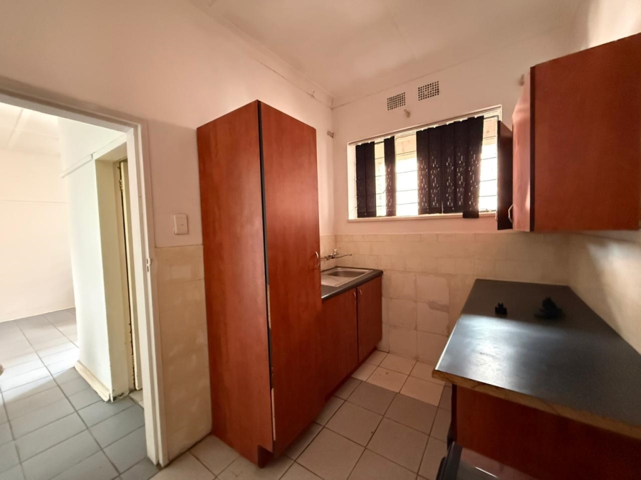 To Let 2 Bedroom Property for Rent in Crosby Gauteng