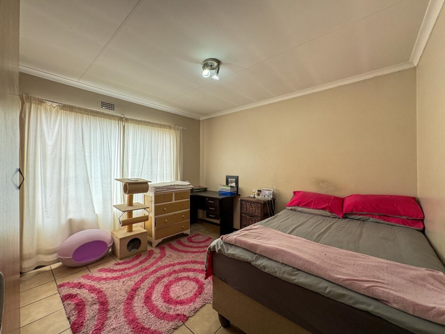 2 Bedroom Property for Sale in Minnebron Gauteng