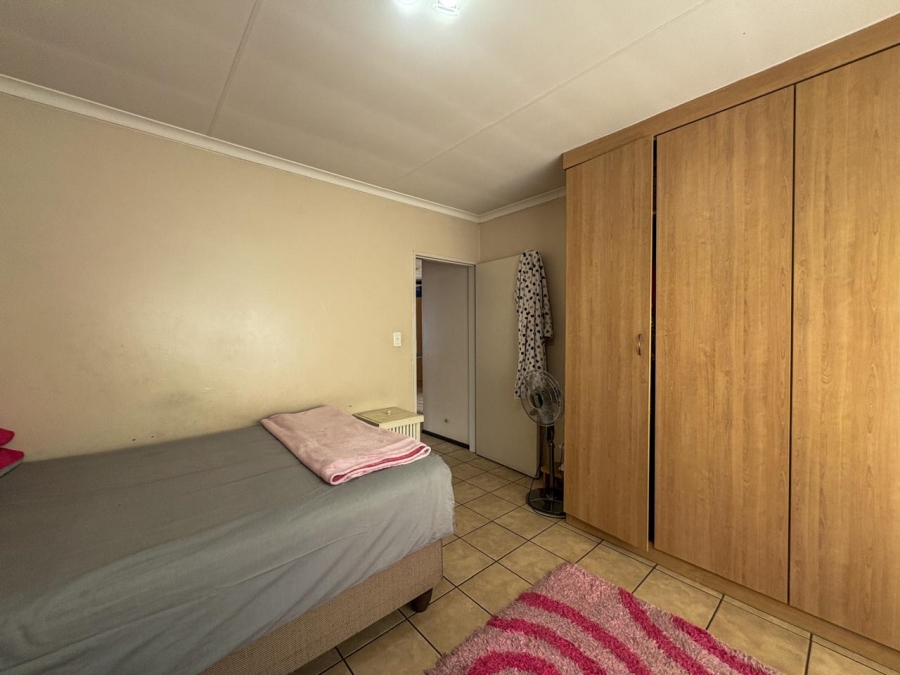 2 Bedroom Property for Sale in Minnebron Gauteng