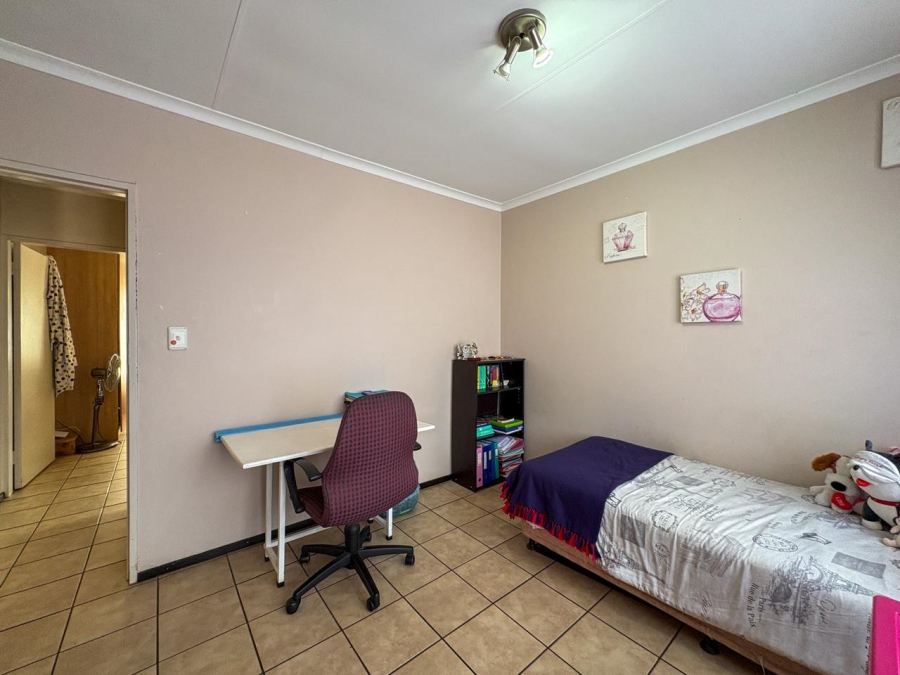 2 Bedroom Property for Sale in Minnebron Gauteng