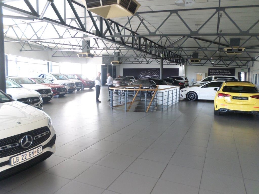 To Let commercial Property for Rent in Constantia Kloof Gauteng