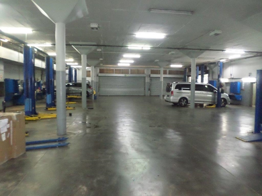 To Let commercial Property for Rent in Constantia Kloof Gauteng