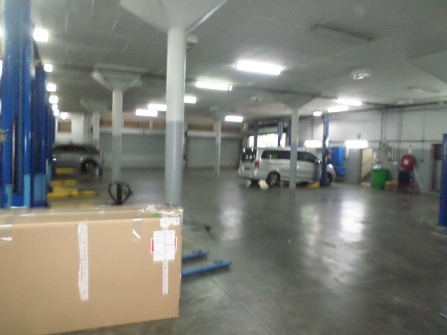 To Let commercial Property for Rent in Constantia Kloof Gauteng