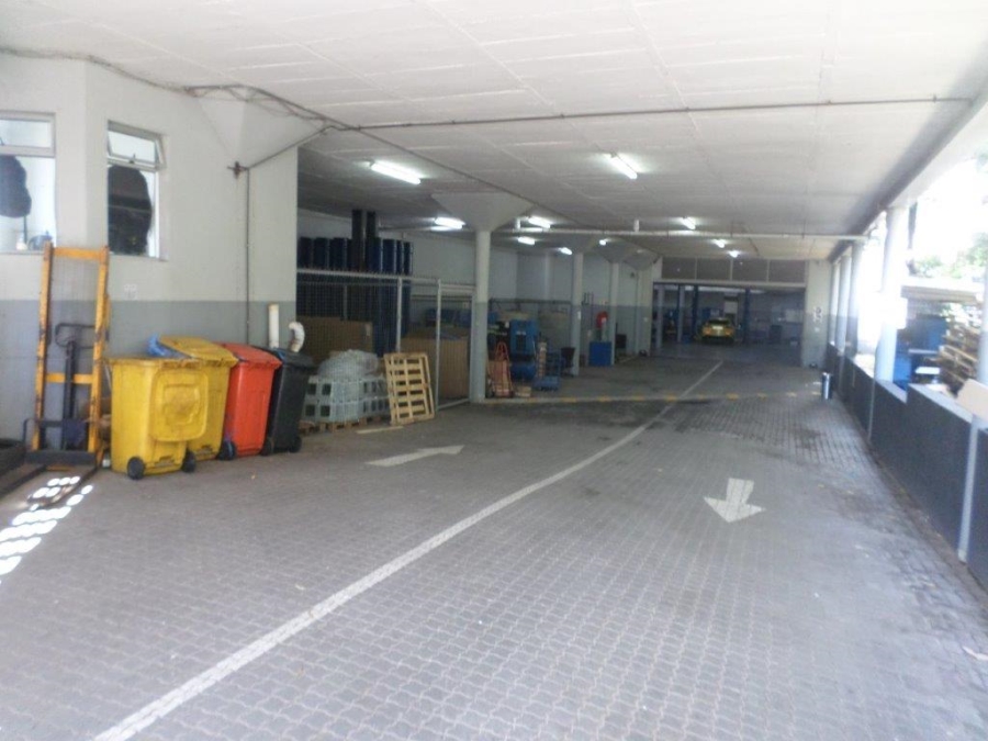 To Let commercial Property for Rent in Constantia Kloof Gauteng