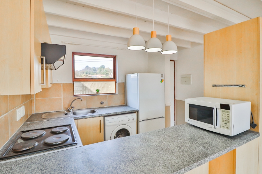 To Let 1 Bedroom Property for Rent in Morningside Gauteng