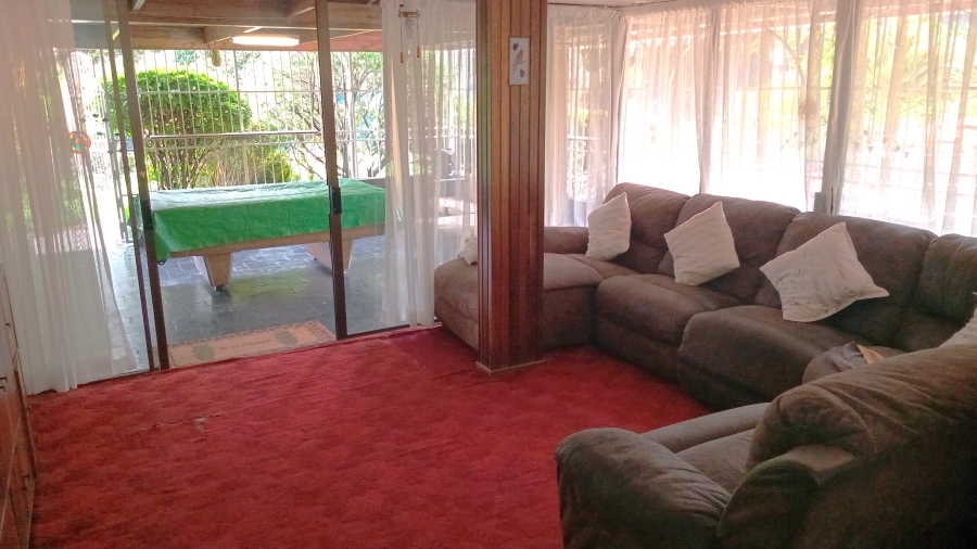2 Bedroom Property for Sale in Mondeor Gauteng