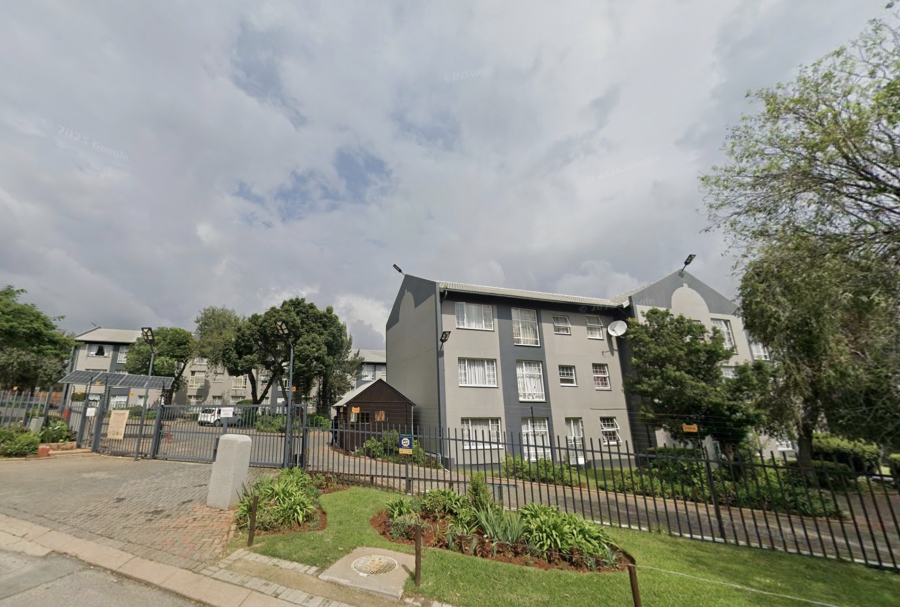 1 Bedroom Property for Sale in Weltevreden Park Gauteng
