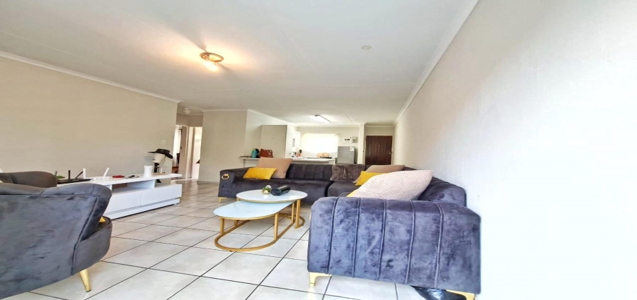 2 Bedroom Property for Sale in Vorna Valley Gauteng