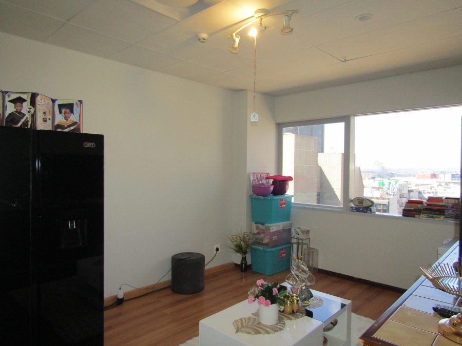 1 Bedroom Property for Sale in Johannesburg Central Gauteng