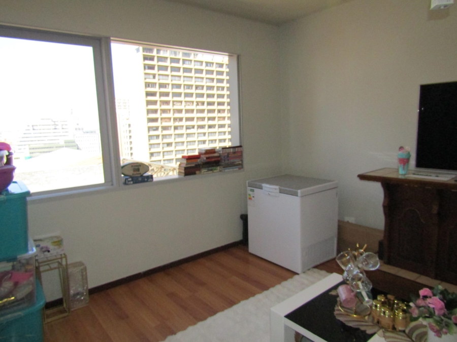 1 Bedroom Property for Sale in Johannesburg Central Gauteng