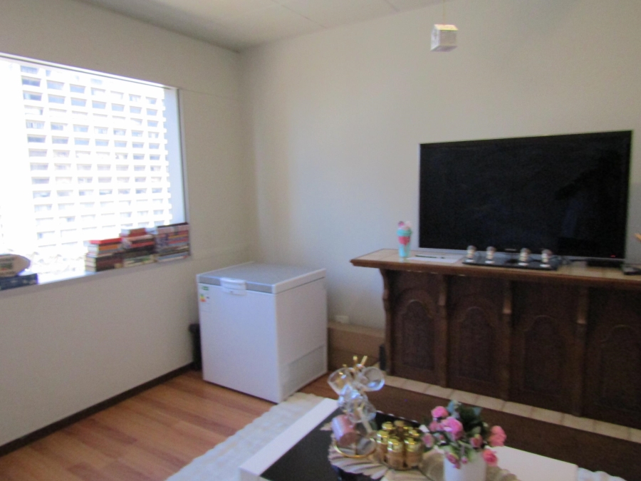 1 Bedroom Property for Sale in Johannesburg Central Gauteng