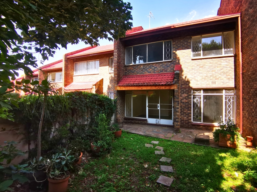 2 Bedroom Property for Sale in Lyndhurst Gauteng