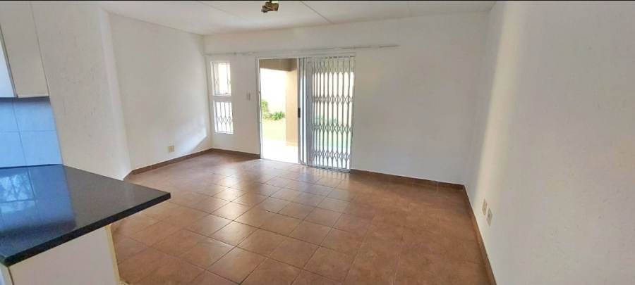 2 Bedroom Property for Sale in Bromhof Gauteng