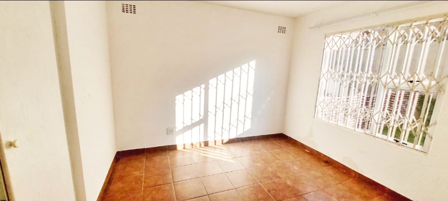 2 Bedroom Property for Sale in Bromhof Gauteng