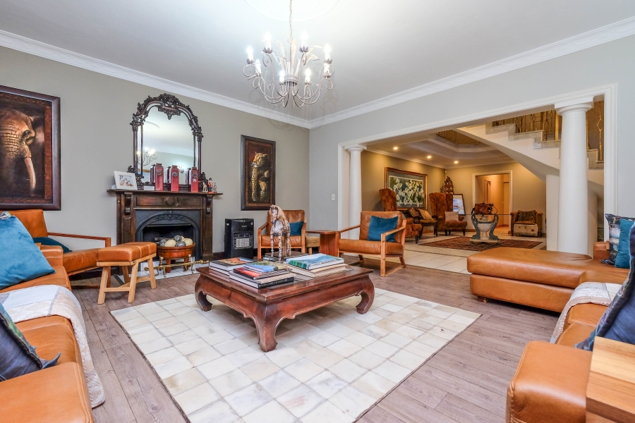 5 Bedroom Property for Sale in Poortview Gauteng