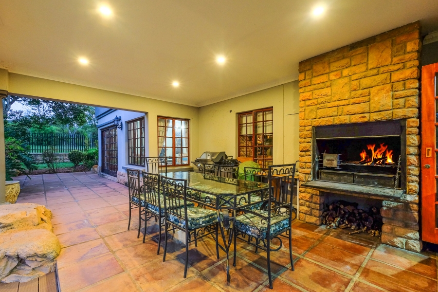 5 Bedroom Property for Sale in Poortview Gauteng