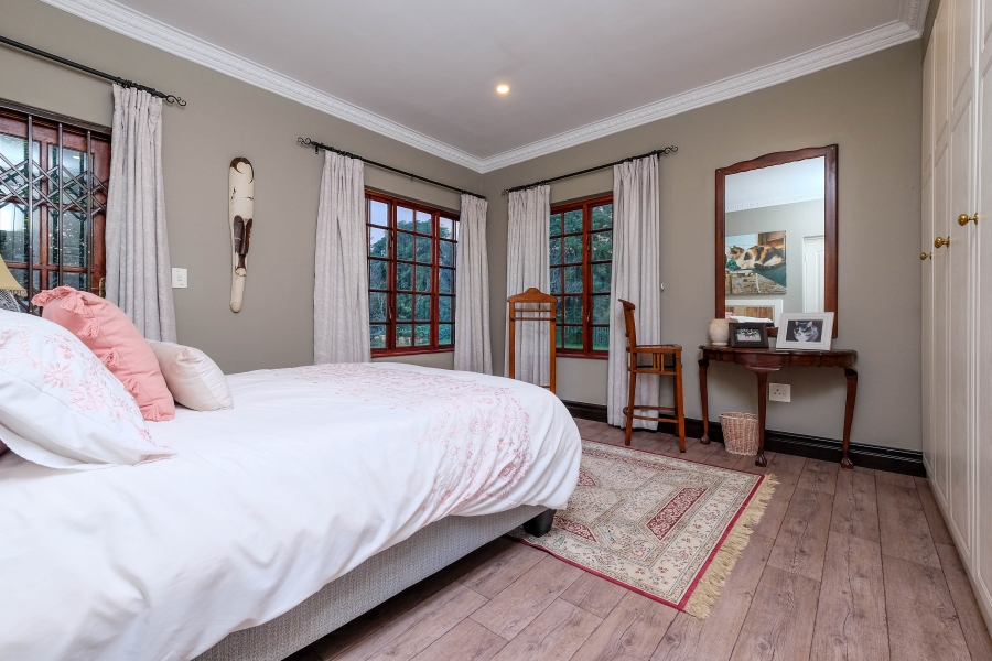 5 Bedroom Property for Sale in Poortview Gauteng