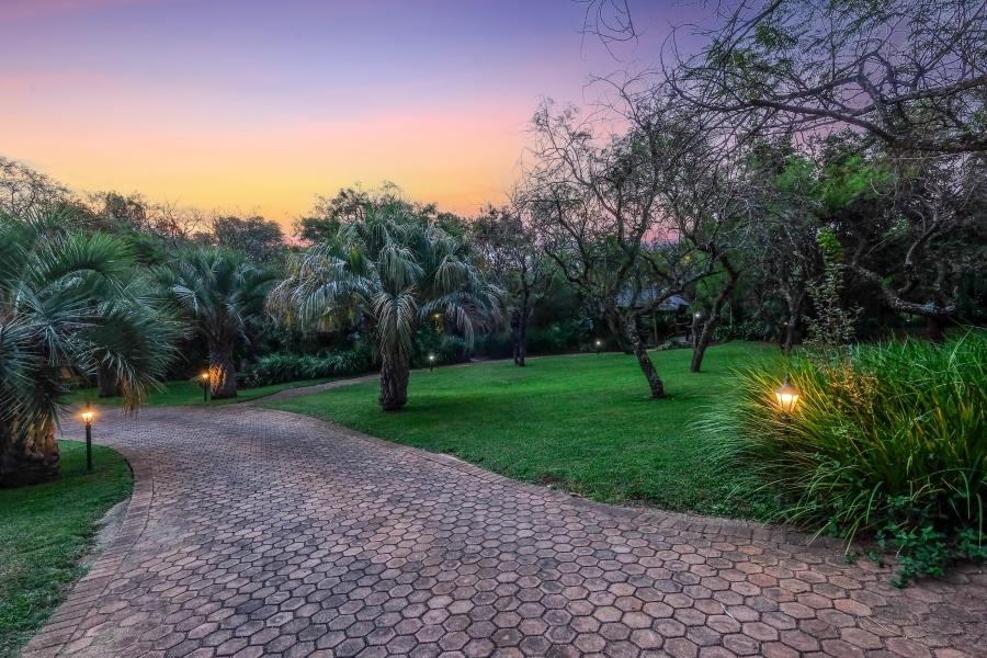 5 Bedroom Property for Sale in Poortview Gauteng