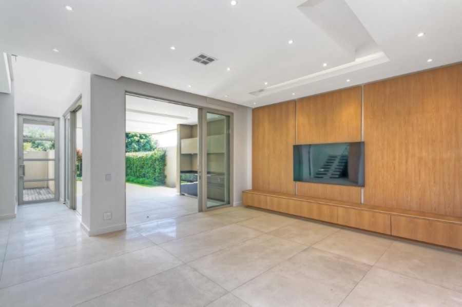 4 Bedroom Property for Sale in Morningside Gauteng