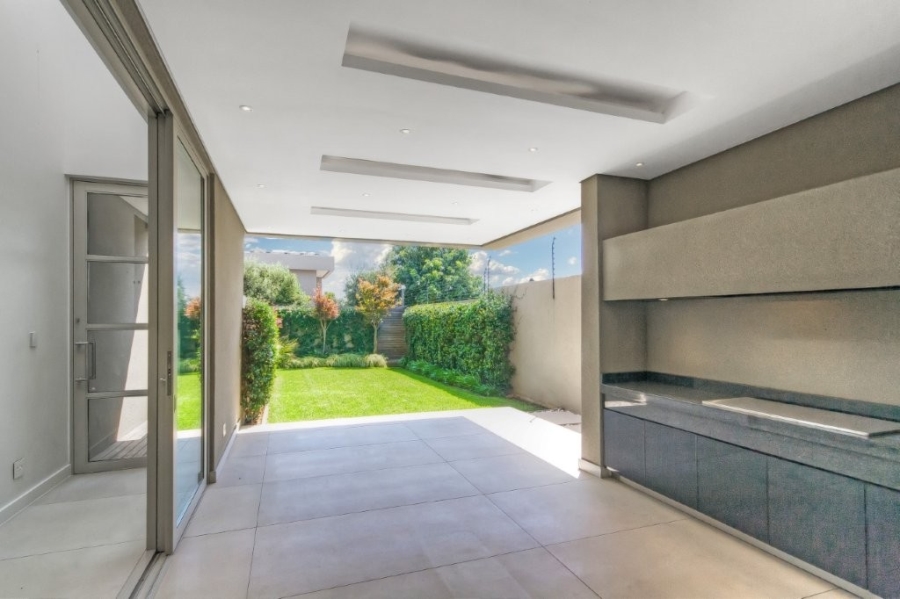 4 Bedroom Property for Sale in Morningside Gauteng