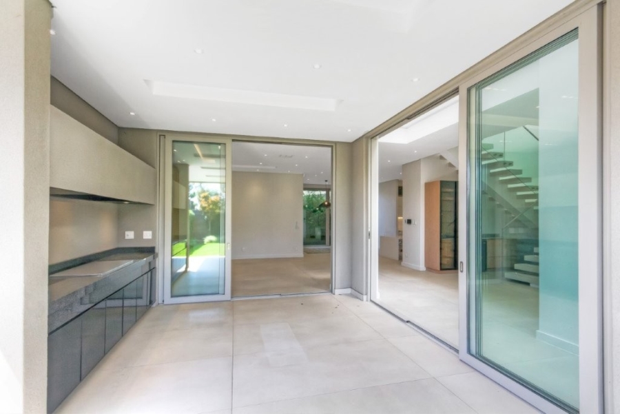 4 Bedroom Property for Sale in Morningside Gauteng