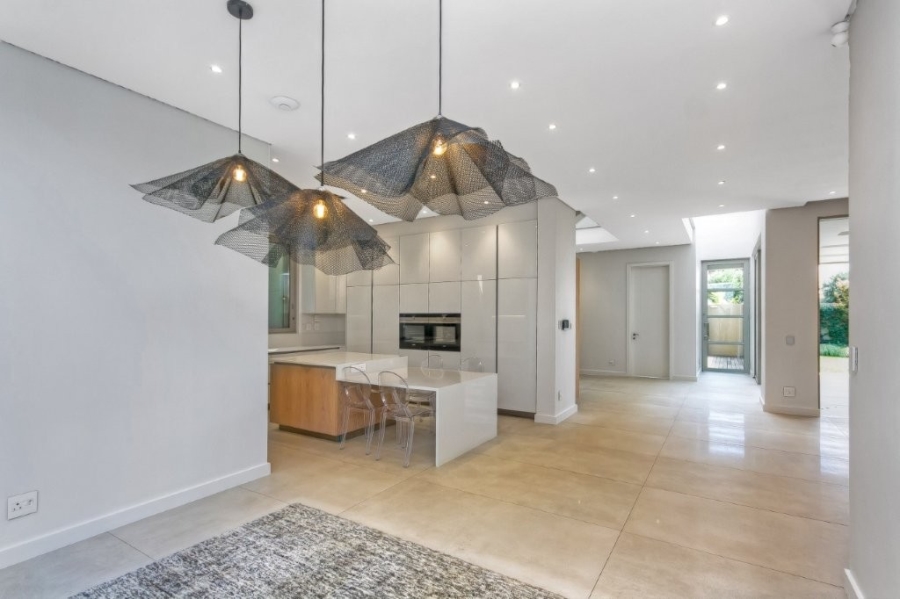 4 Bedroom Property for Sale in Morningside Gauteng