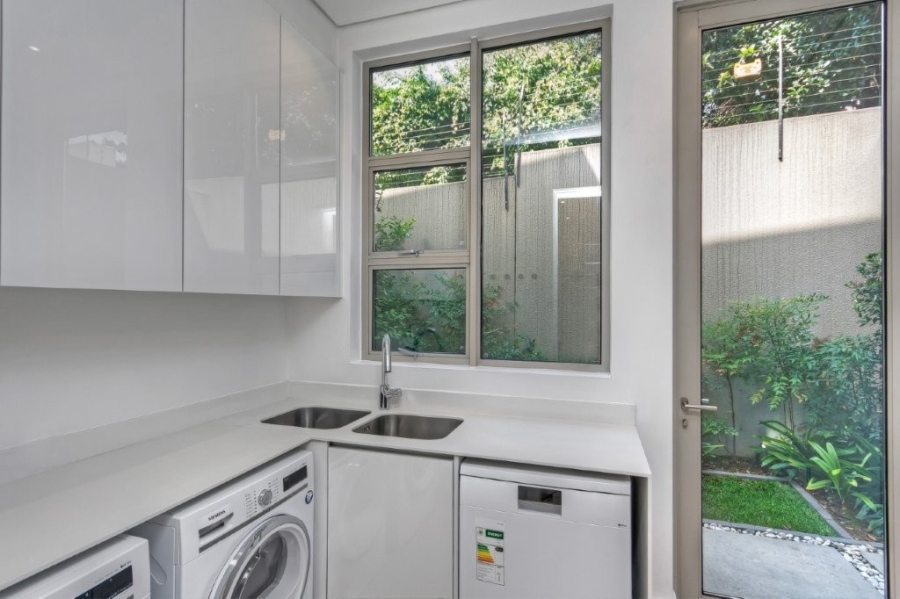 4 Bedroom Property for Sale in Morningside Gauteng