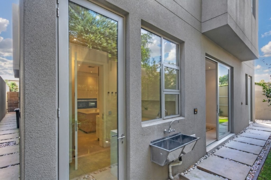 4 Bedroom Property for Sale in Morningside Gauteng