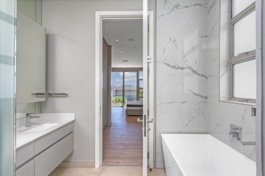 4 Bedroom Property for Sale in Morningside Gauteng