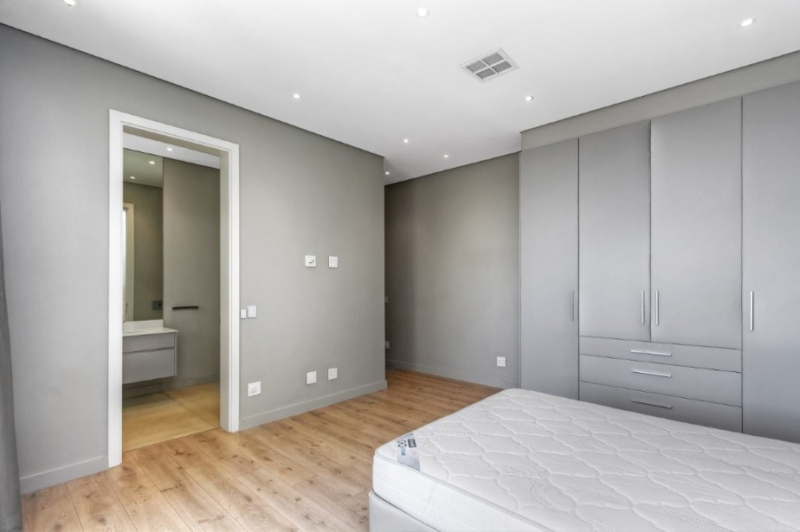 4 Bedroom Property for Sale in Morningside Gauteng