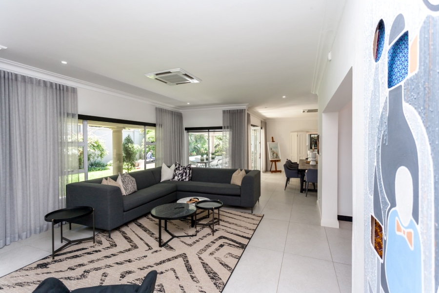 To Let 4 Bedroom Property for Rent in Atholl Gauteng