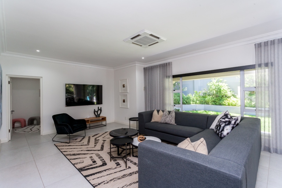 To Let 4 Bedroom Property for Rent in Atholl Gauteng