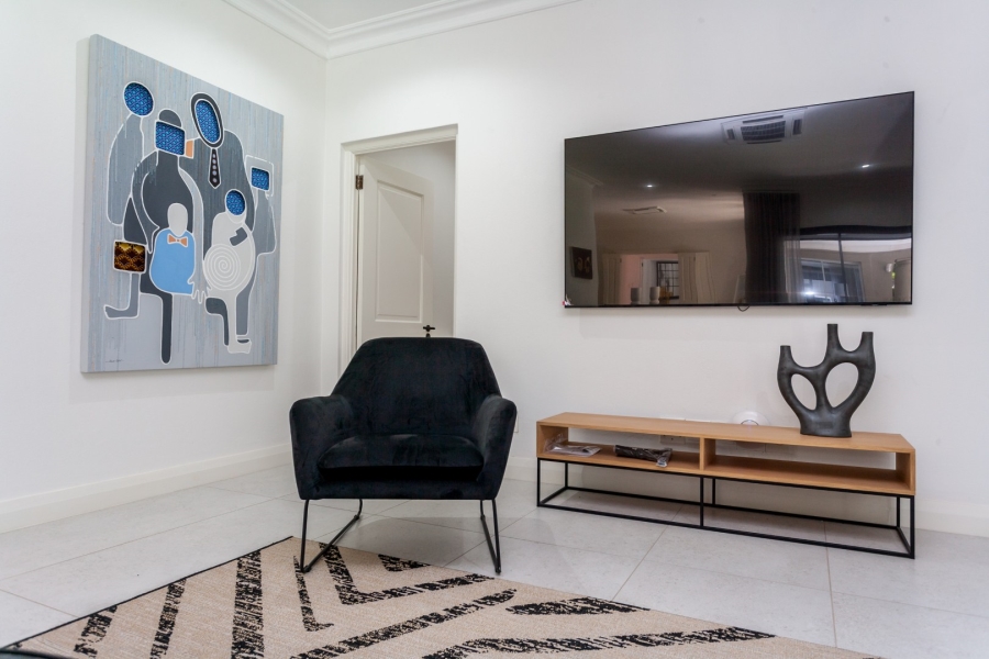 To Let 4 Bedroom Property for Rent in Atholl Gauteng