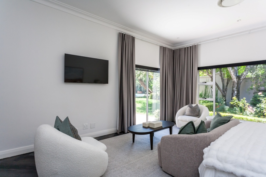 To Let 4 Bedroom Property for Rent in Atholl Gauteng