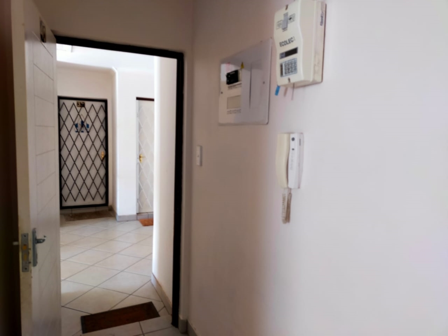 2 Bedroom Property for Sale in Randpoort Gauteng