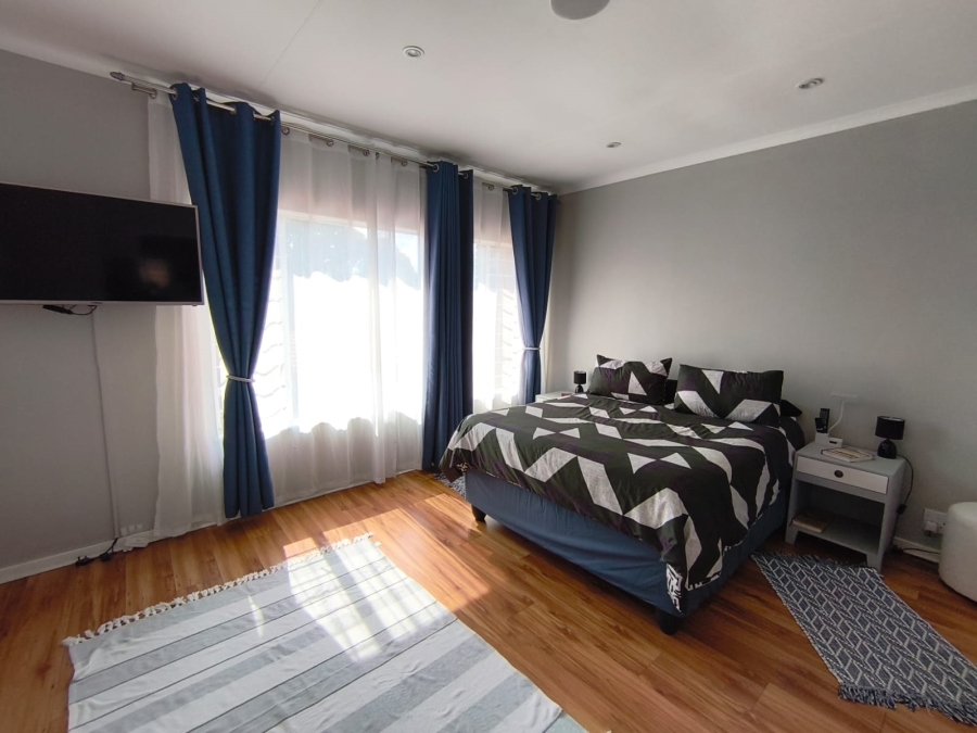 2 Bedroom Property for Sale in Brackenhurst Gauteng