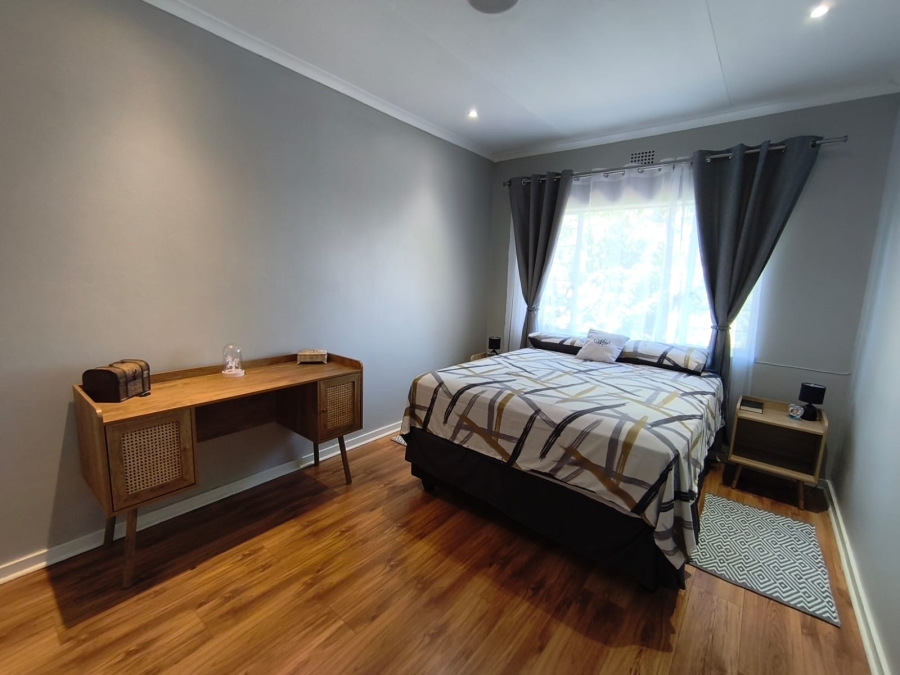 2 Bedroom Property for Sale in Brackenhurst Gauteng