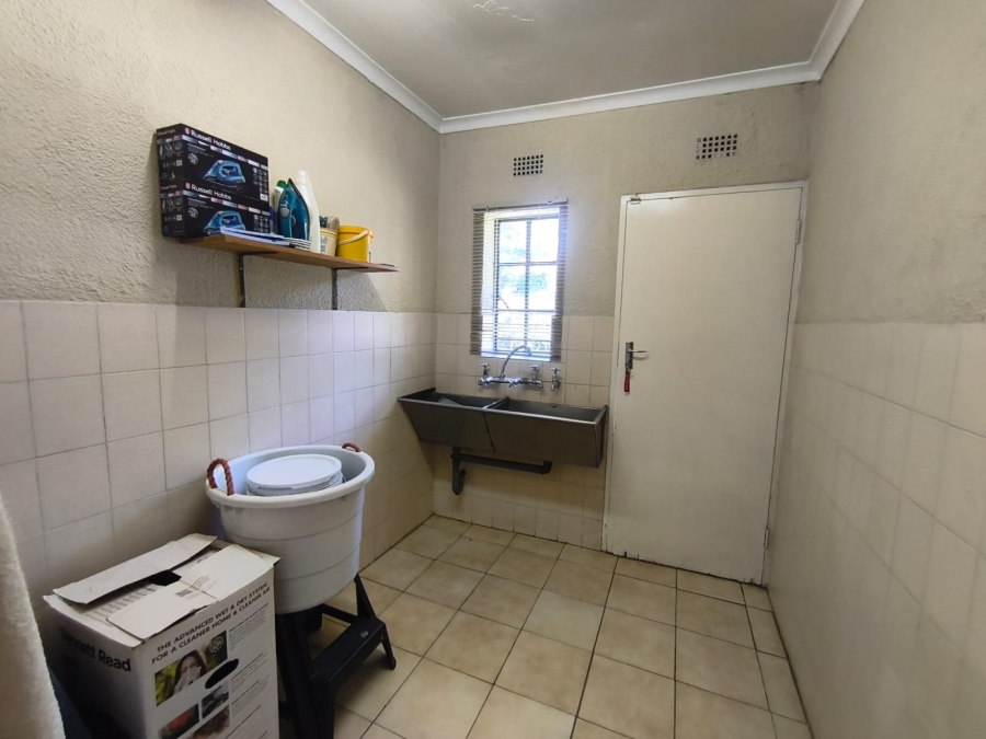 4 Bedroom Property for Sale in Brackenhurst Gauteng