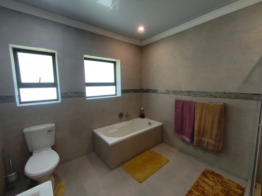 4 Bedroom Property for Sale in Brackenhurst Gauteng