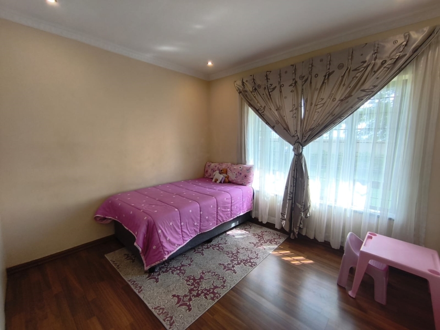 4 Bedroom Property for Sale in Brackenhurst Gauteng